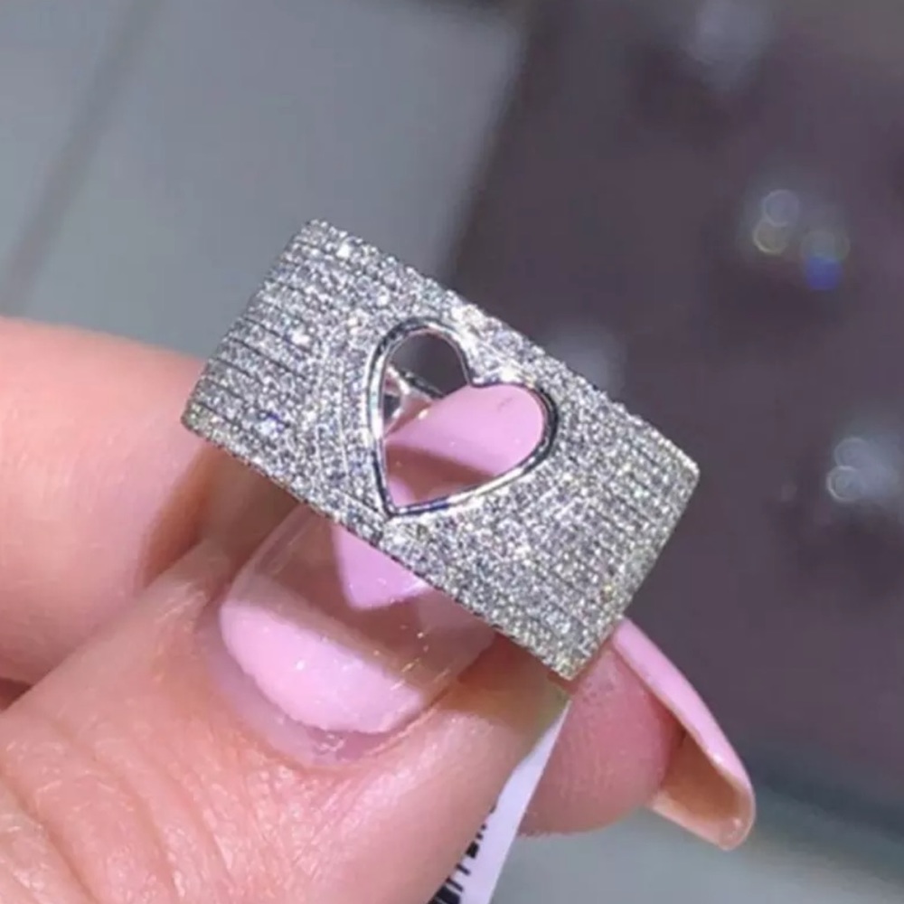 ✨✨Sterling Silver Heart Pave Band✨✨ - Picture 6 of 8